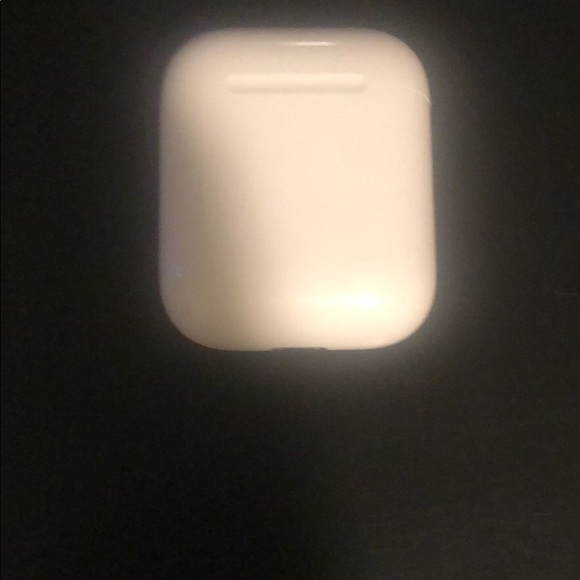 AirPods gen 2 - Picture 2 of 3
